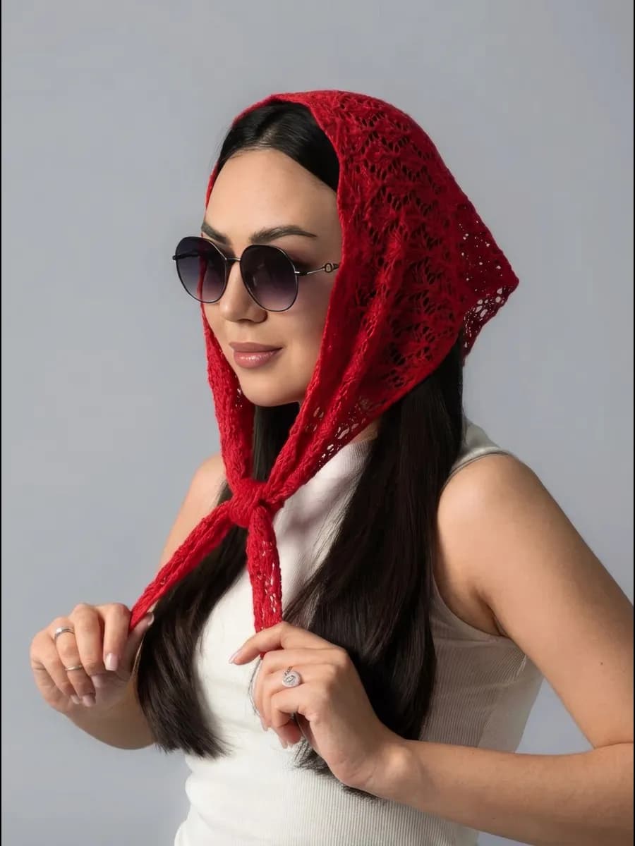 Косынка вязаная ажурная бандана